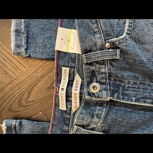Tommy Hilfiger Classic Boot Cut Jeans Size 4 Long - Picture 3 of 7